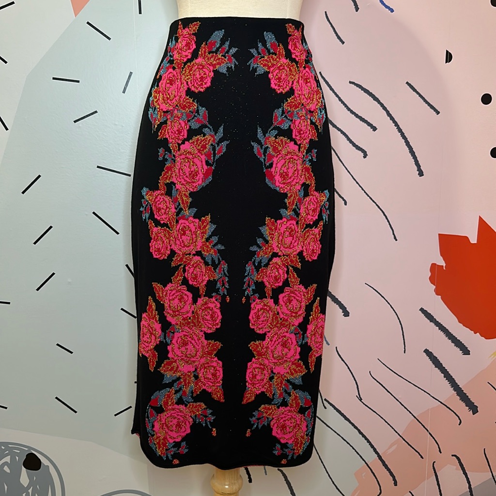 Vintage Anthropologie Metallic Red, Pink And Turquoise Roses Sweater Skirt